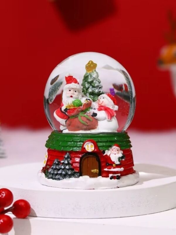 Boule A Neige Lumineuse Sapin