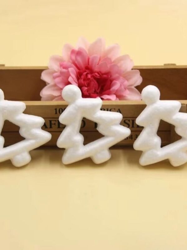 Forme En Polystyrene 10 Sapins De 75 Cm 1