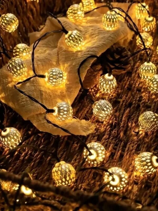 Guirlande Lumineuse Boules Metalliques 25 Cm De Diametre