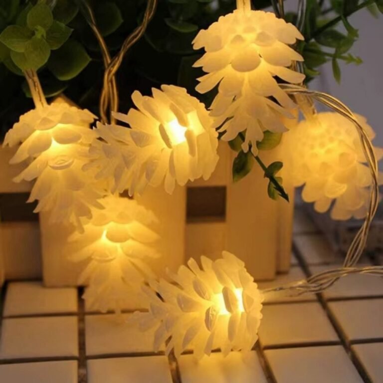 Guirlande Lumineuse Noel Pomme De Pin Pives Blanches