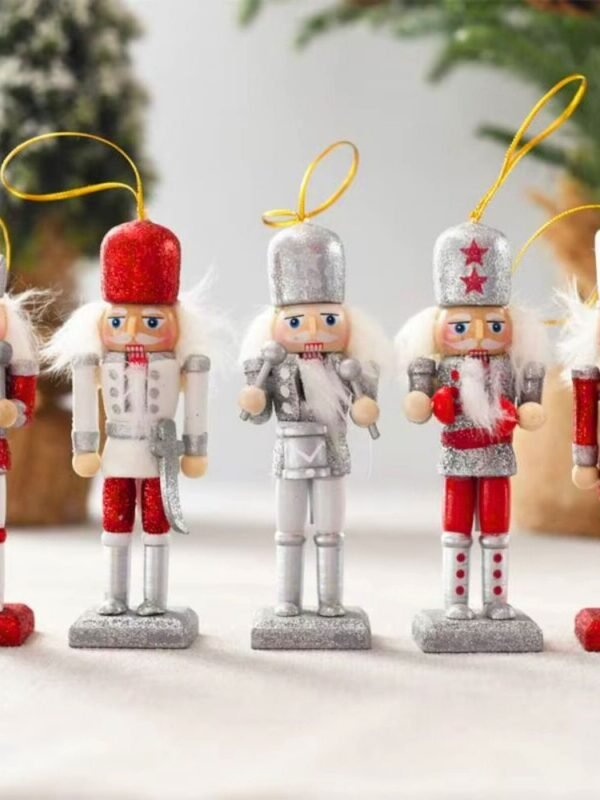 Lot De 5 Figurines Casse Noisette Noel 1