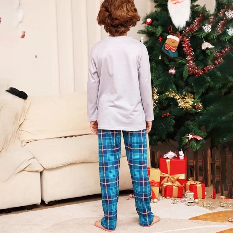 Pyjama Christmas Family 4