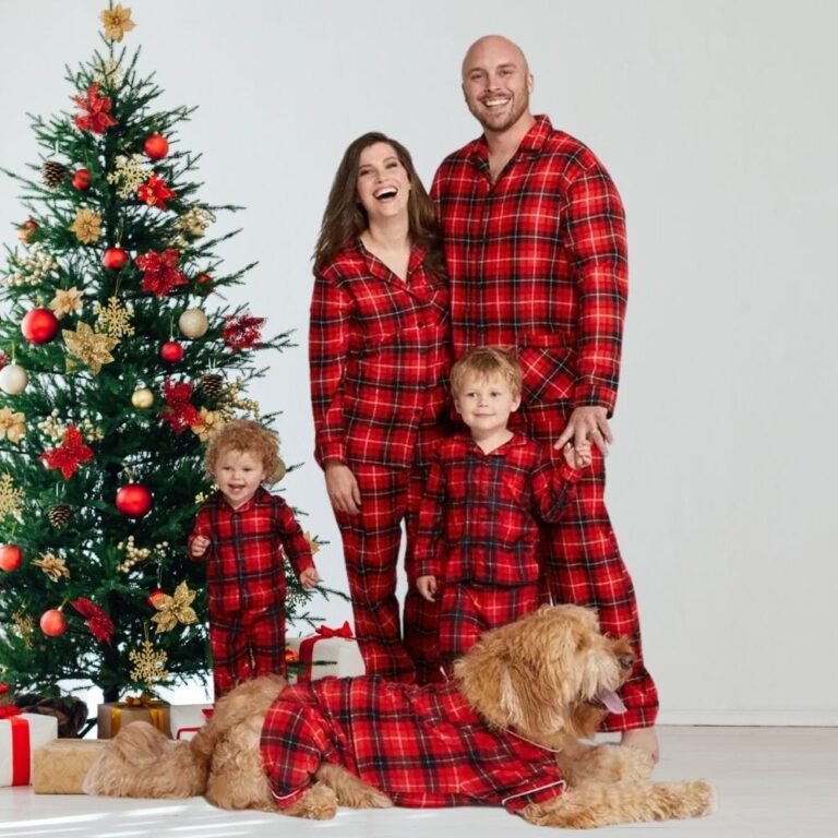 Pyjama Noel Famille Et Chien 5