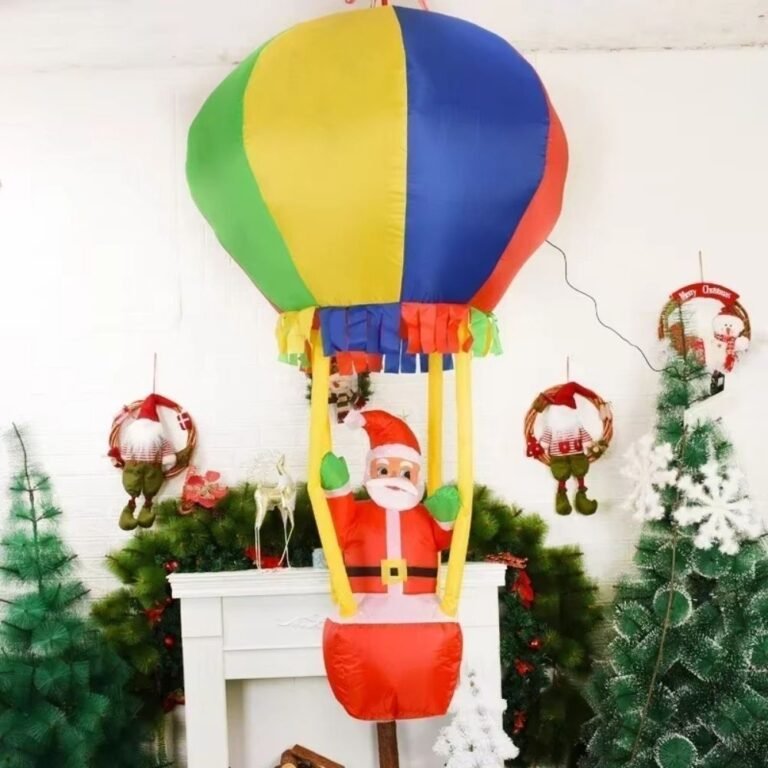 Structure De Noel Gonflable Pere Noel Dans La Montgolfiere 2