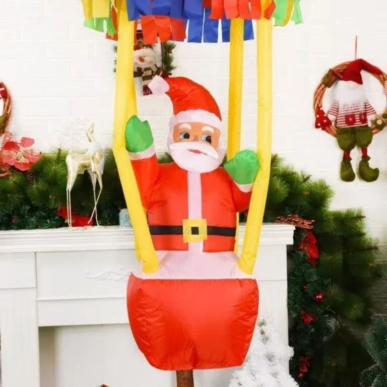 Structure De Noel Gonflable Pere Noel Dans La Montgolfiere 3