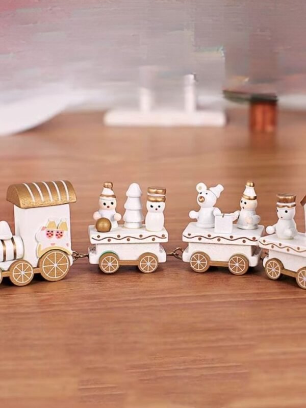 Train De Noel Blanc En Bois 1